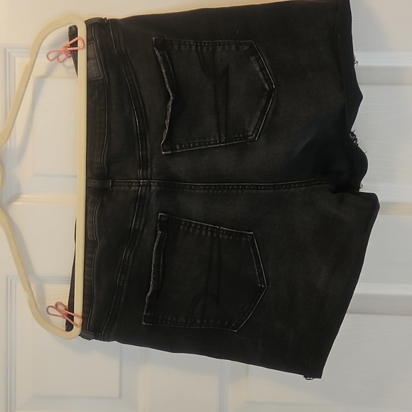 American Eagle Outfitters Hi Rise Shortie Distressed Black Denim Shorts - Picture 4 of 6